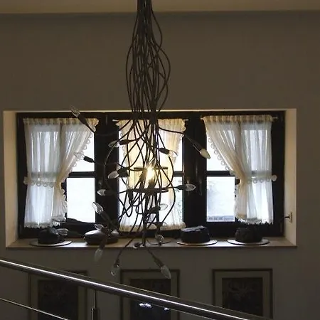 Penzion Gastezimmer Haus Tenk 3*