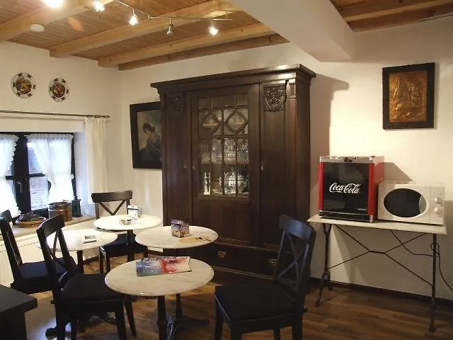 Gæstehus Gastezimmer Haus Tenk 3*